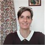 En cours de formation au DU FLE, avec deux années d'expérience en ateliers sociolinguistiques (alphabétisation, niveaux A1 à B1)