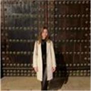 Profesor de matemáticas y de múltiples asignaturas del ámbito de la ciencia para alumnos de primaria e instituto.