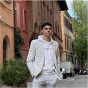 Laureando in Economia e Finanza offre ripetizioni di Inglese e Spagnolo