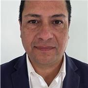 Profesor de Matemáticas de primero básico a cuarto medio. Además clases de Física