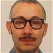 Laureato alla accademia di belle arti bologna
