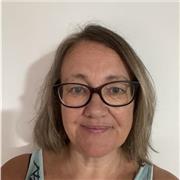 I give fun, engaging lessons aimed at each individual’s own level.