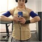 Llevo mucho años dedicándome y practicando deporte en general y en sala para todos los perfiles.