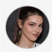 Studentessa universitaria offre ripetizioni e aiuto-compiti di lingue ed altre materie