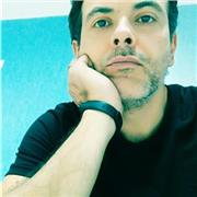 Docente di excel impartisce lezioni a distanza