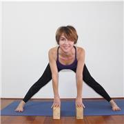 Profesora de Yoga certificada en el método de Iyengar