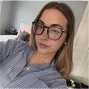 Estudiante de Educación Infantil, apasionada por la enseñanza, con facilidad para trabajar con niños de infantil y primaria.