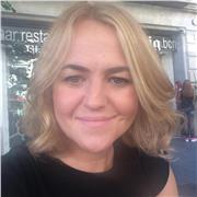 a tod@s, mi nombre es Ana tengo el nivel A1 Oficial de Cambrige, te preparo para el examen o trabajamos el nivel