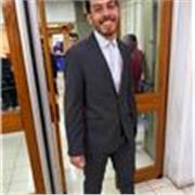 Profesor de Inglés imparte clases a todas las edades y niveles