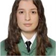Graduada en CAFYD con ganas de enseñar los conocimientos necesarios