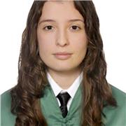 Graduada en CAFYD con ganas de enseñar los conocimientos necesarios