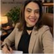 Professora de Português, Redação e Literatura