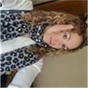 Actualmente estoy opositando . Tengo la ESO bachillerato y la EBAU. Dispuesta a dar refuerzo en cualquier materia o lo que necesite . De idiomas , doy inglés. Ayudo a los niños con los deberes , hago juegos con ellos para aprender y quiero crear un entorn