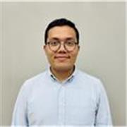 Licenciado en filosofía con experiencia en filosofía para niños, ciencias sociales, literatura y crítica textual