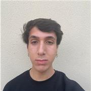 Profesor de piano apto para todas las edades y niveles. Clases fáciles y divertidas para aprender y disfrutar de la música.