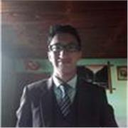Mi nombre es Erick Roberto Pú Coy, tengo 26 años y soy un joven profesor universitario con seis años de experiencia en la enseñanz