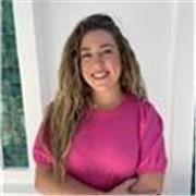Maestra de Educación Primaria, titulada con 10 años de experiencia impartiendo clases particulares a alumnos de hasta 4 ESO. 