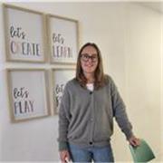 Profesora de inglés, español y catalán para niños, adolescentes y adultos