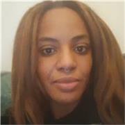 I am a native French speaker and bilingual translator with experience supporting learners of all levels. 