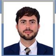 A personas que necesiten formalizar sus estudios y conocimientos en la lengua española. 