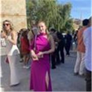 Hola! Me llamo Naiara y me defino como una chica responsable, paciente y con ganas de ayudar a los demás. Niños entre 7-16 años.