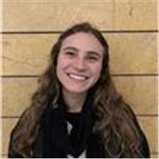 Profesora de inglés y matemáticas con 2 años de experiencia enseñando a niños y jóvenes de todos los niveles aptitudes. 