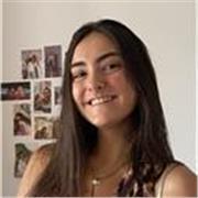 Estudiante del doble grado de Educación Primaria y Estudios Ingleses, con experiencia de clases particulares.
