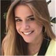 Mi nombre es Paula, tengo 26 años y resido en Madrid, en el barrio de Chamberí. Soy una persona joven con muchas ganas e ilusión por trabajar, ya que si algo tengo es vocación y entusiasmo por enseñar y a la vez aprender de los más pequeños.
Soy Técnico S