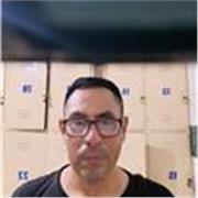 Ingeniero docente dicta clases a nivel superior