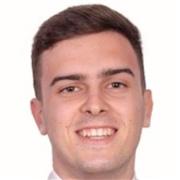 Profesor especializado en Inteligencia Artificial con experiencia en enseñanza personalizada para estudiantes y profesionale