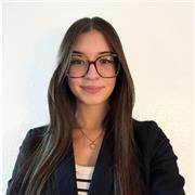 Prof à domicile, donne des cours à des élèves de primaires