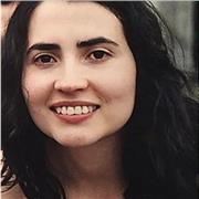 Laura in Antropologia, Dottora in Antropologia, lezioni di spagnolo e scienze sociali per ragazze, ragazzi, bambine, bambini