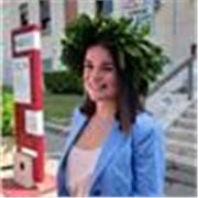 Offro ripetizioni di letteratura italiana. Sono una studentessa molto appassionata!