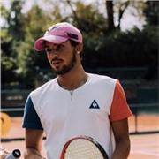 Professeur de tennis diplômé pour tous niveaux