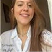 Offro lezioni private a bambini di classi elementari e medie per aiutarli nel loro rendimento scolastico.