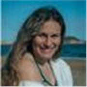 Soy una estudiante de educación primaria, me gusta enseñar y buscar los recursos y maneras de aprender más divertidas y creativas que se adapten al nivel de cada alumno. Pienso que el momento de hacer tareas puede ser interesante y motivador si se encuent