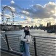 Diplomata in Lingue, Liceo Linguistico T Gargallo Siracusa. Laureanda in Servizio Sociale