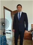 Offro lezioni a livello universitario di chimica e al livello di scuola superiore di matematica, biologia e chimica. per le medie offro scienze e matematica.