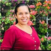 Professora especialista em Alfabetização de crianças neuroatipicas com formação em ABA