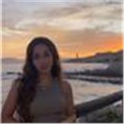 Me considero una persona muy sociable, responsable y que tiene mucho que dar y recibir. Me encantaría dar ingles, poseo el C1. 