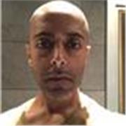 I can speak English fluently and with no issues to teach the others the language too