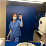 Me llamo Elena, doy clases particulares de biología, química, matemáticas, inglés y francés hasta la ESO. Soy estudiante de medicina con experiencia en particulares