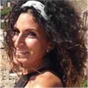 Filologa moderna offre lezioni di letteratura italiana