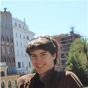 Professeur natif d’italien, passionné par l’enseignement des langues.