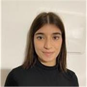 Laureanda all’università di lingue e culture moderne