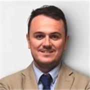 Profesor de Lengua castellana y literatura con 19 años de experiencia en colegios. Apto para todas las edades y cursos.