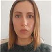 Diplomata liceo linguistico offre lezioni di italiano a stranieri