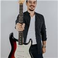 Chitarrista professionista diplomato in cons. offre lezioni di chitarra moderna (pop, rock, jazz, blues, funk, fusion)