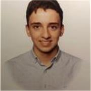 Soy estudiante del doble grado de matemáticas e ingeniería informática en Segovia. Con experiencia dando clases en ESO