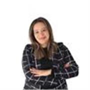 Profesora de Marketing Digital con amplia experiencia en startups y empresas de Software